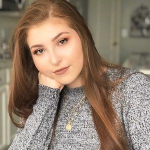 Meet your Posher, Victoria